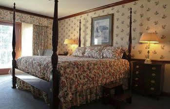The Geneva Hotel
