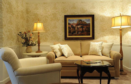 The Geneva Hotel